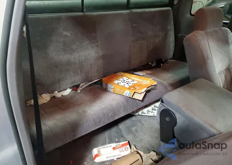 1997 Dodge Ram 1500 z USA, uszkodzony, nr VIN 3B7HF13Y6VG778752